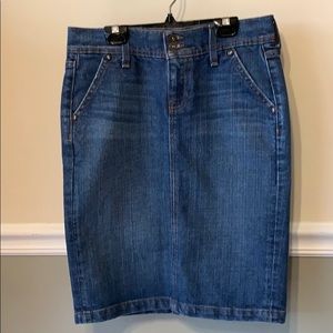 Old navy denim skirt, size 2